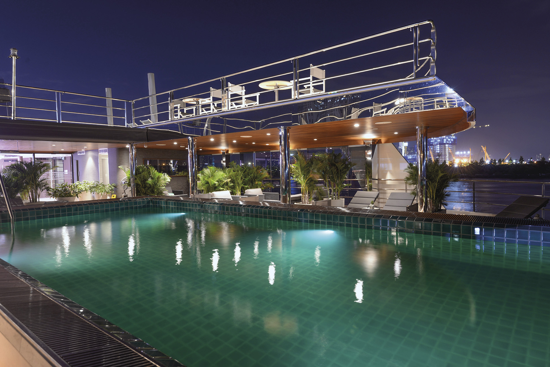 Emerald Waterways - Emerald Harmony - Pool Deck Sun Deck _7_.jpg